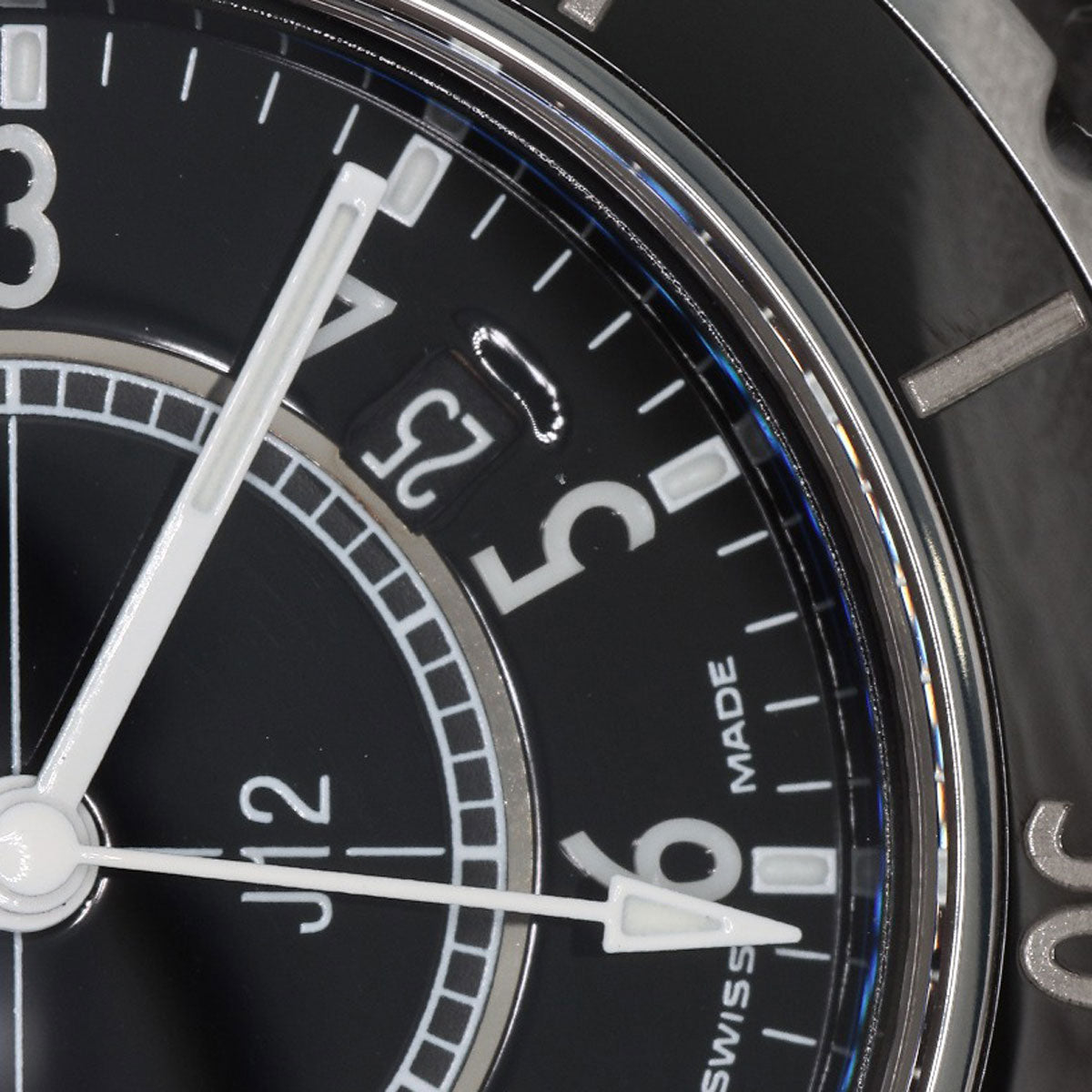 CHANEL J12 1.3" Watches H0681 Ceramic/Rubber Ladies