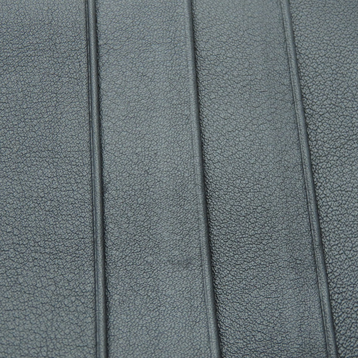 GUCCI 150413 GG Signature Microsima Outlet Bifold Wallet with Coin Pocket Calf Ladies [Used]