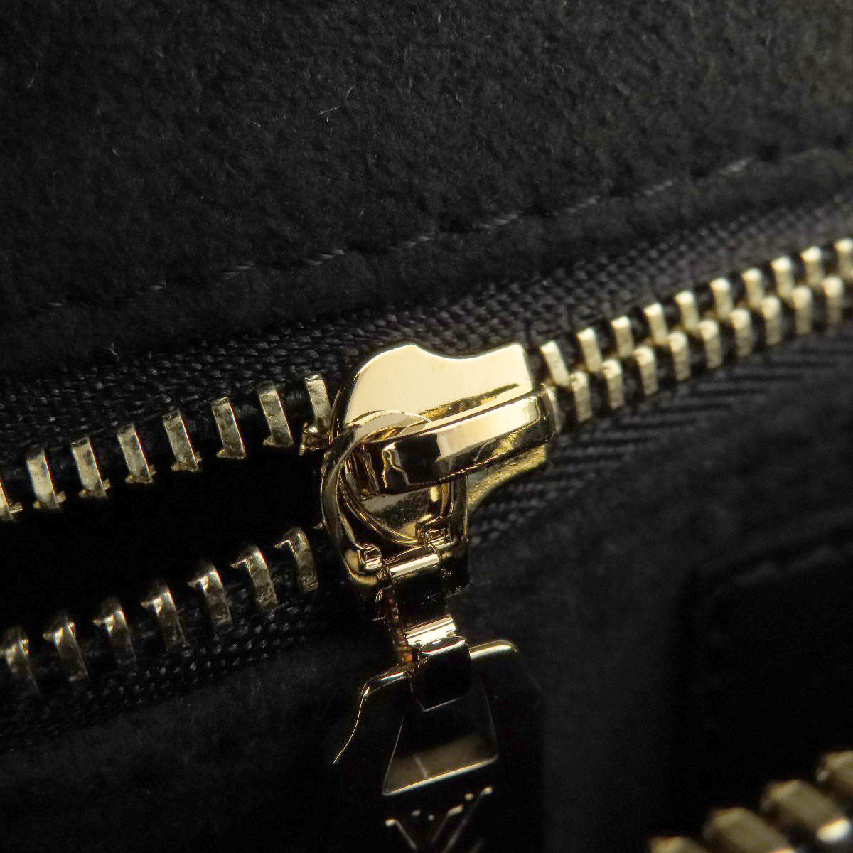 LOUIS VUITTON M45393 Petit Maru Suple Shoulder Bag Monogram EMPREINTE Ladies [Used]