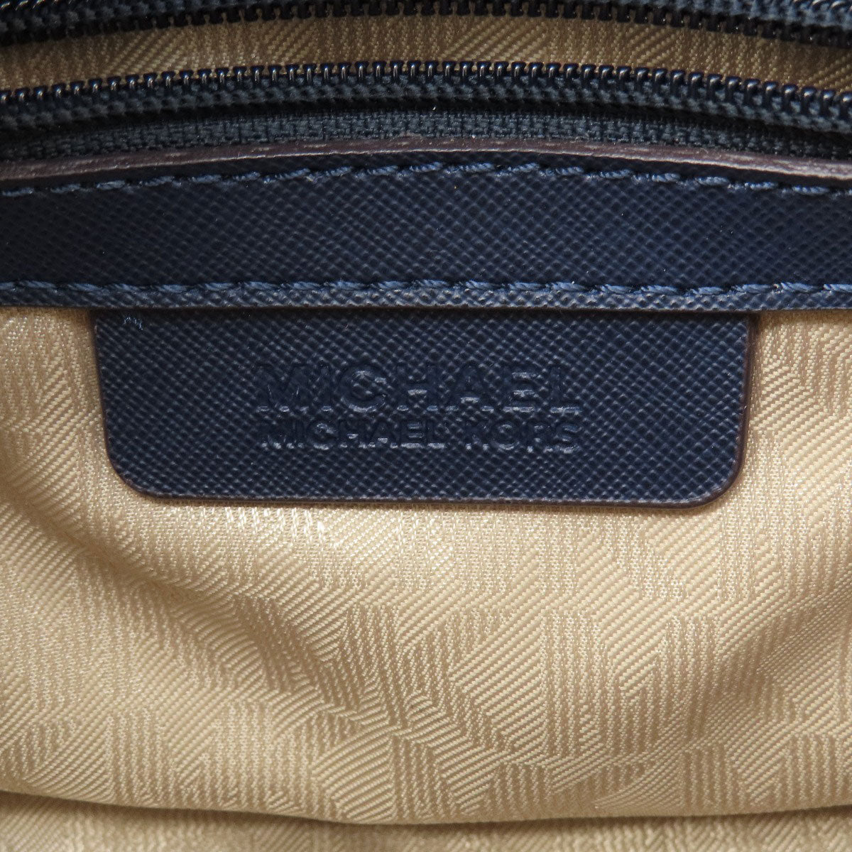 Michael Kors Studs Shoulder Bag Leather Ladies [Used]