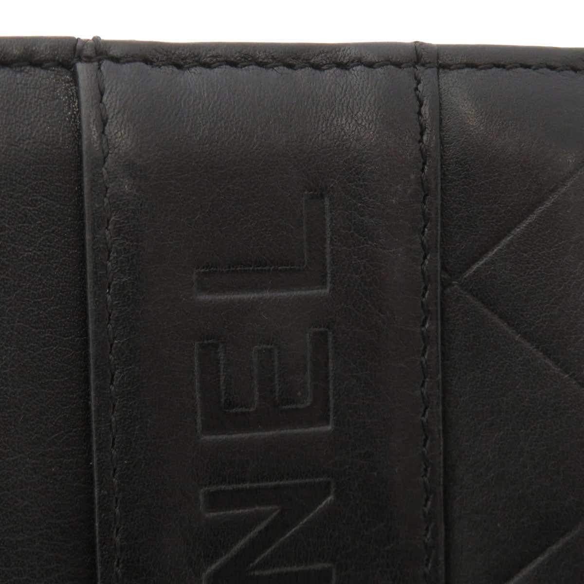 CHANEL   Card Case Logo motif Lambskin Ladies