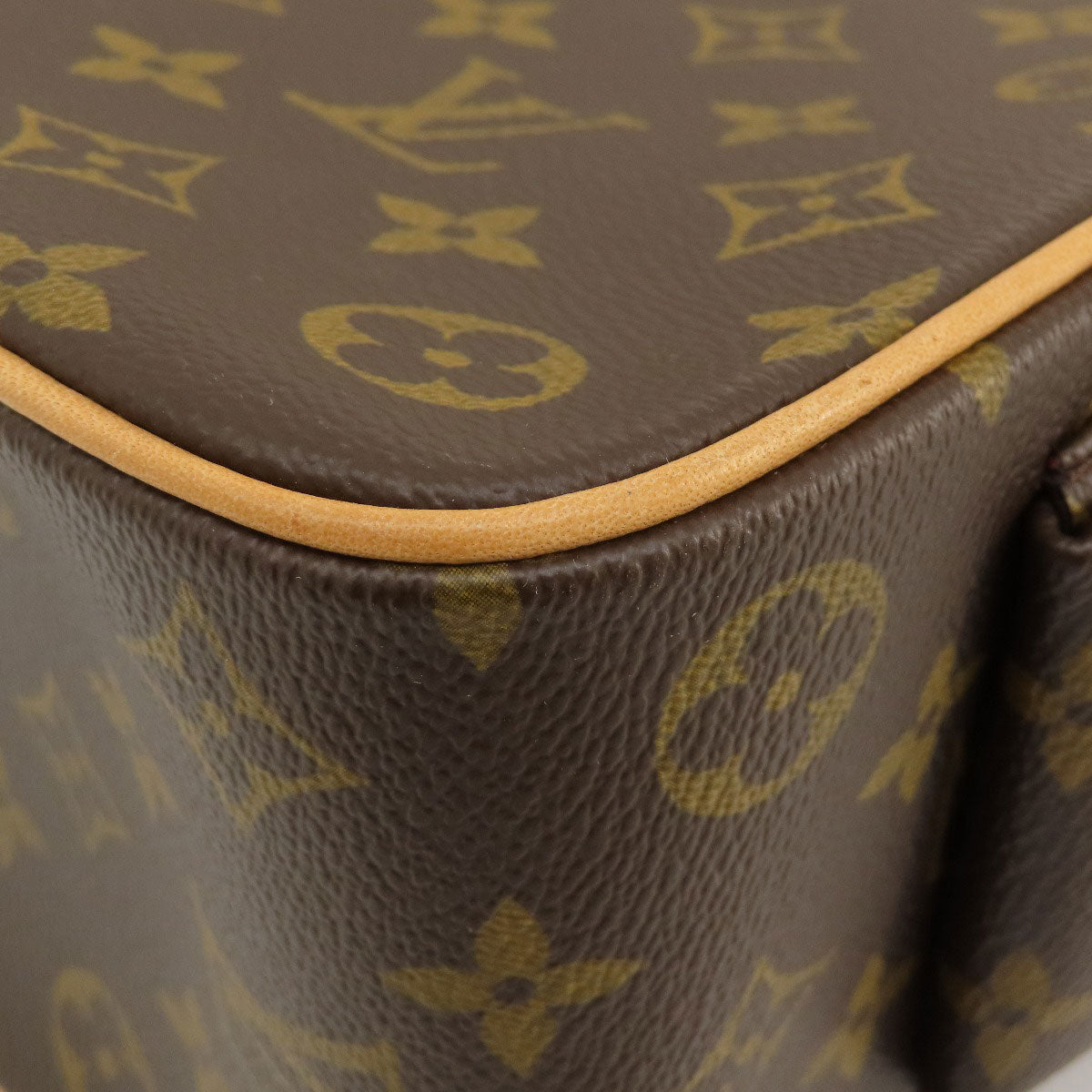LOUIS VUITTON M51162 Multipri Cite Monogram Tote Bag Monogram canvas Ladies [Used]