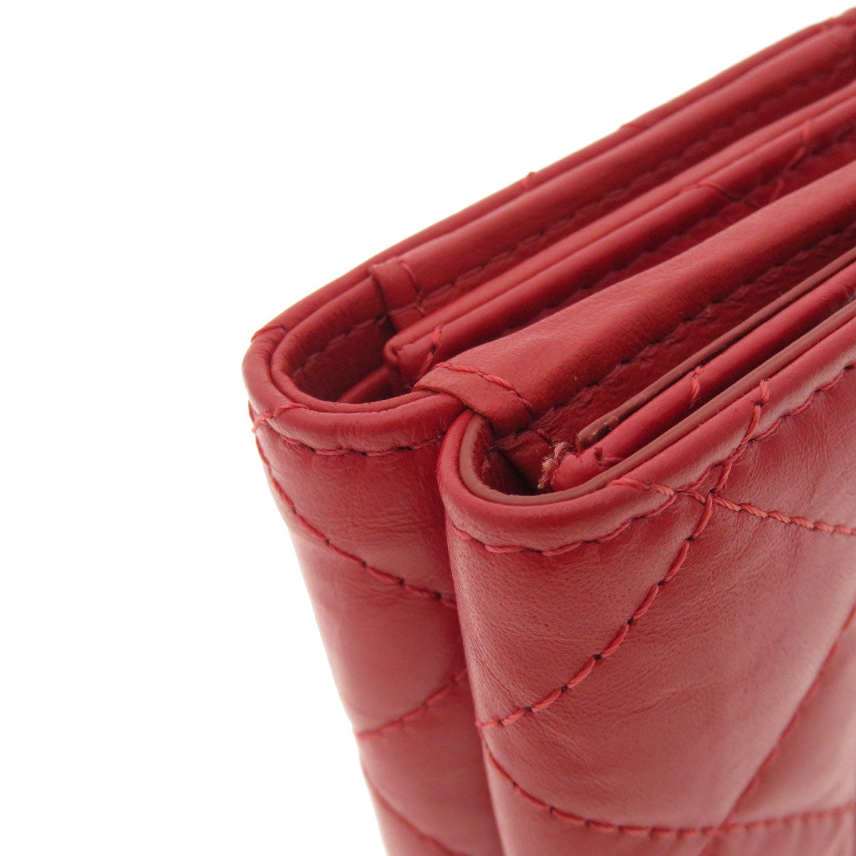 CHANEL Tri-fold compact wallet Matelasse Bifold Wallet with Coin Pocket Calf Ladies [Used]