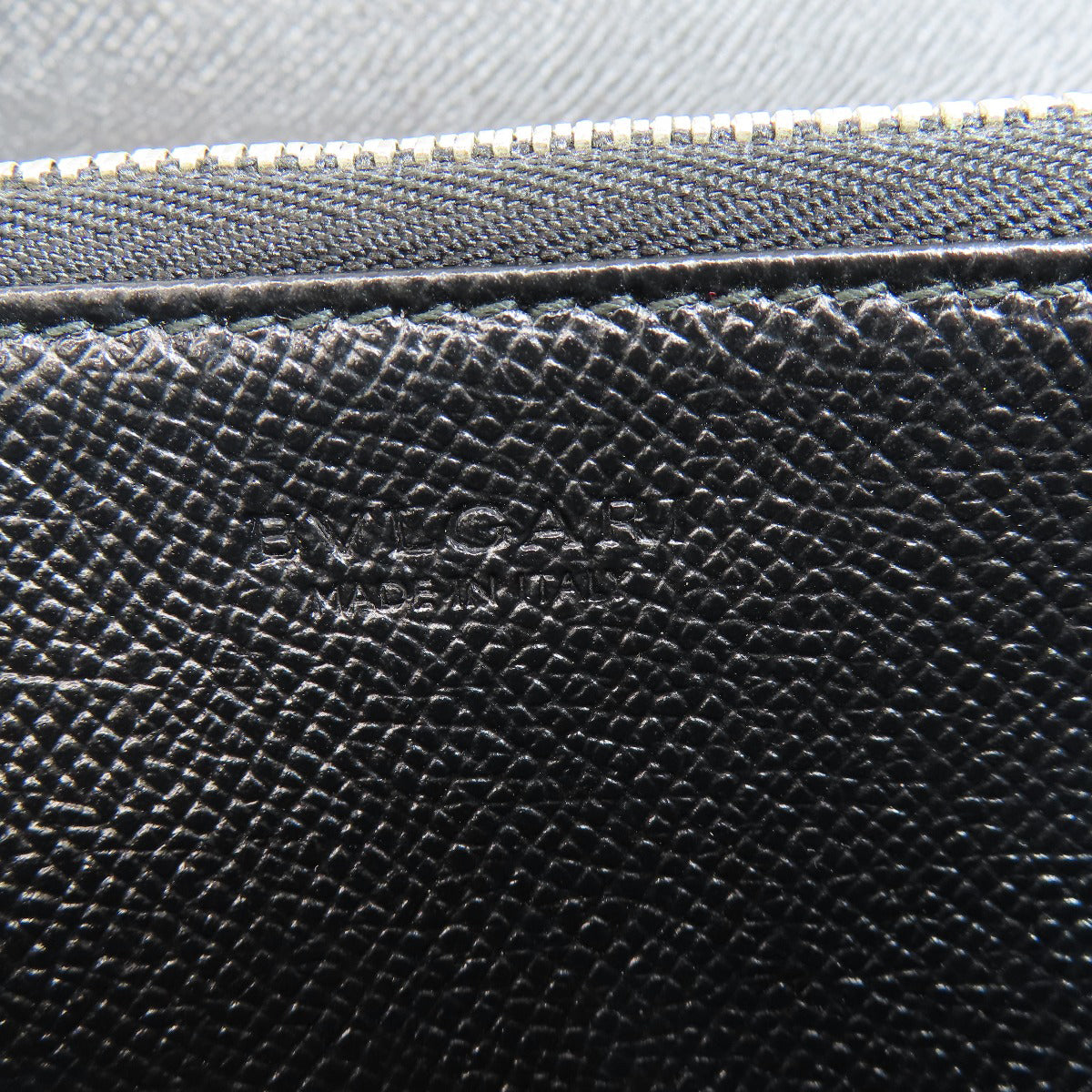 BVLGARI logo Long wallet (with coin pocket) Leather Ladies [Used]
