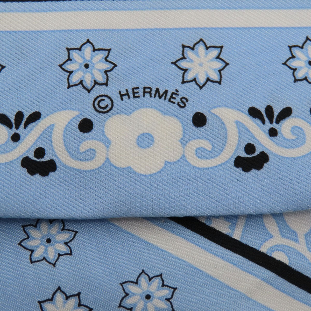 HERMES   Scarf Twilly Silk Ladies