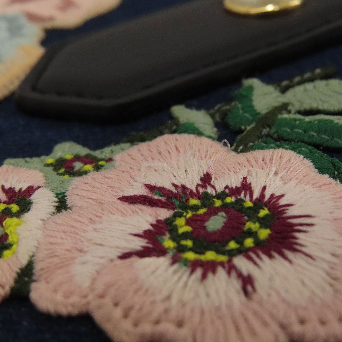 GUCCI 456545 Tiger embroidery Tote Bag Denim Ladies [Used]