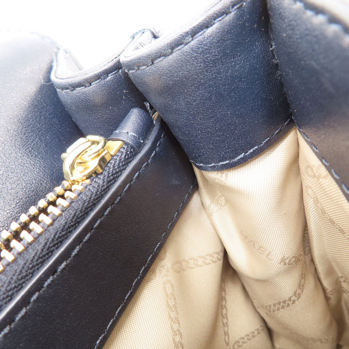 Michael Kors logo Shoulder Bag Leather PVCLadies [Used]