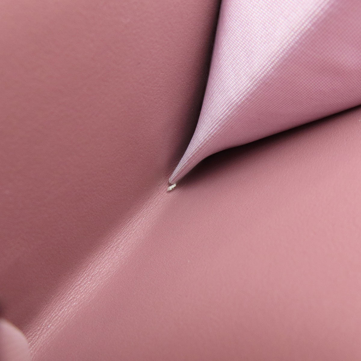 VALENTINO GARAVANI Studs Bifold Wallet with Coin Pocket Leather Ladies [Used]