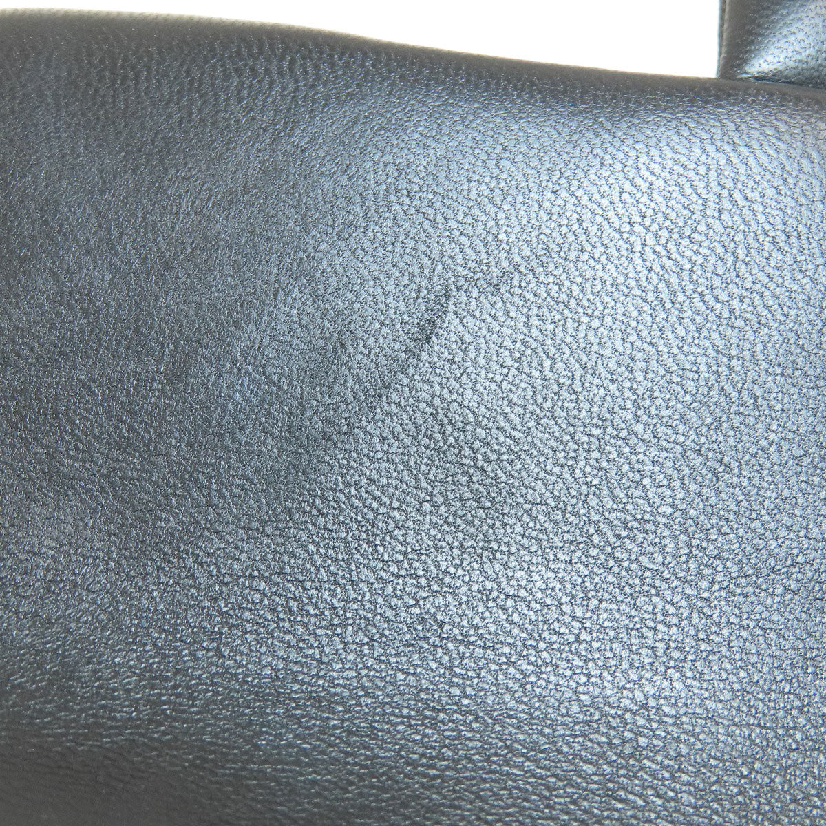 CHANEL ChainShoulder Matelasse SilverHardware Shoulder Bag Lambskin Ladies [Used]
