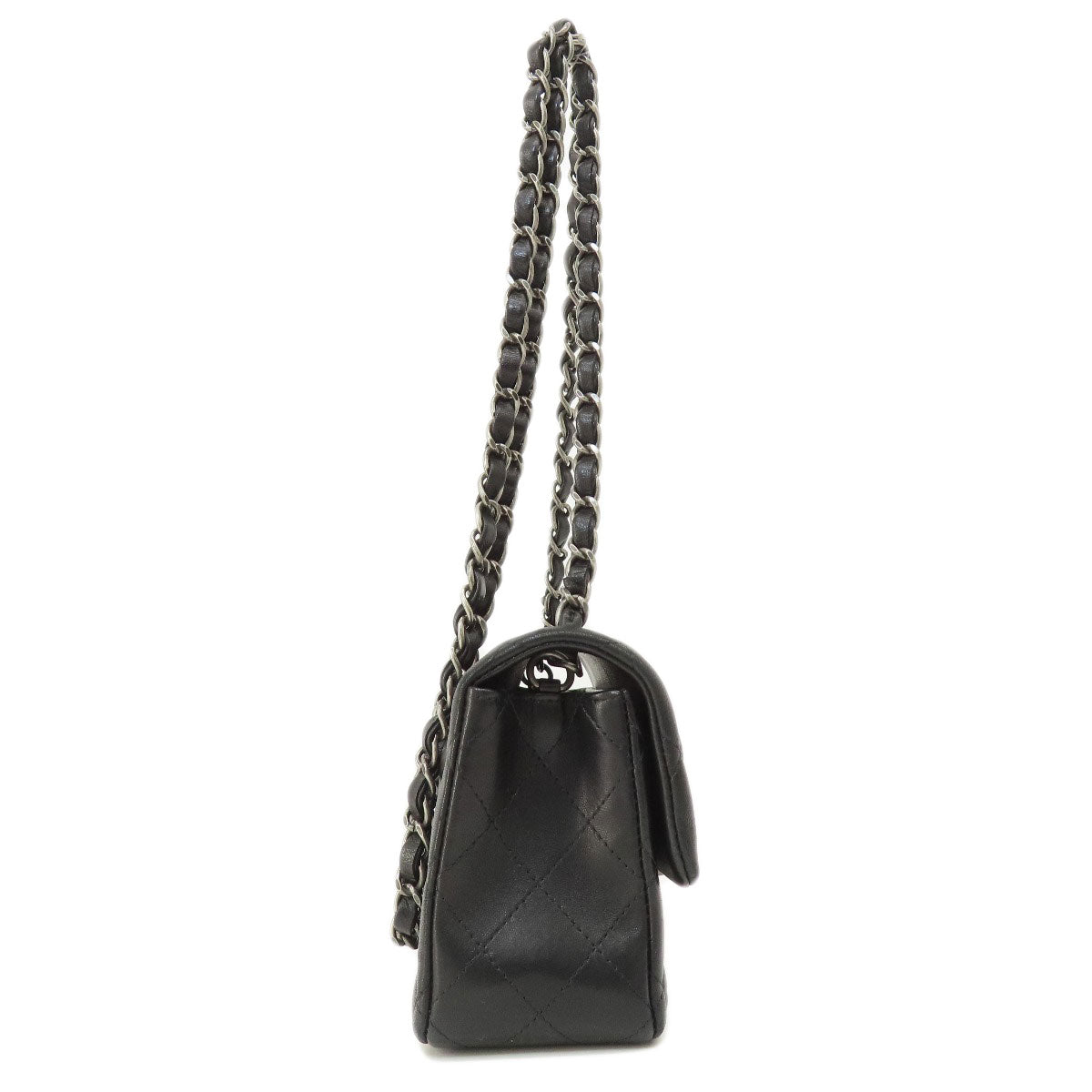 CHANEL ChainShoulder Matelasse SilverHardware Shoulder Bag Lambskin Ladies [Used]