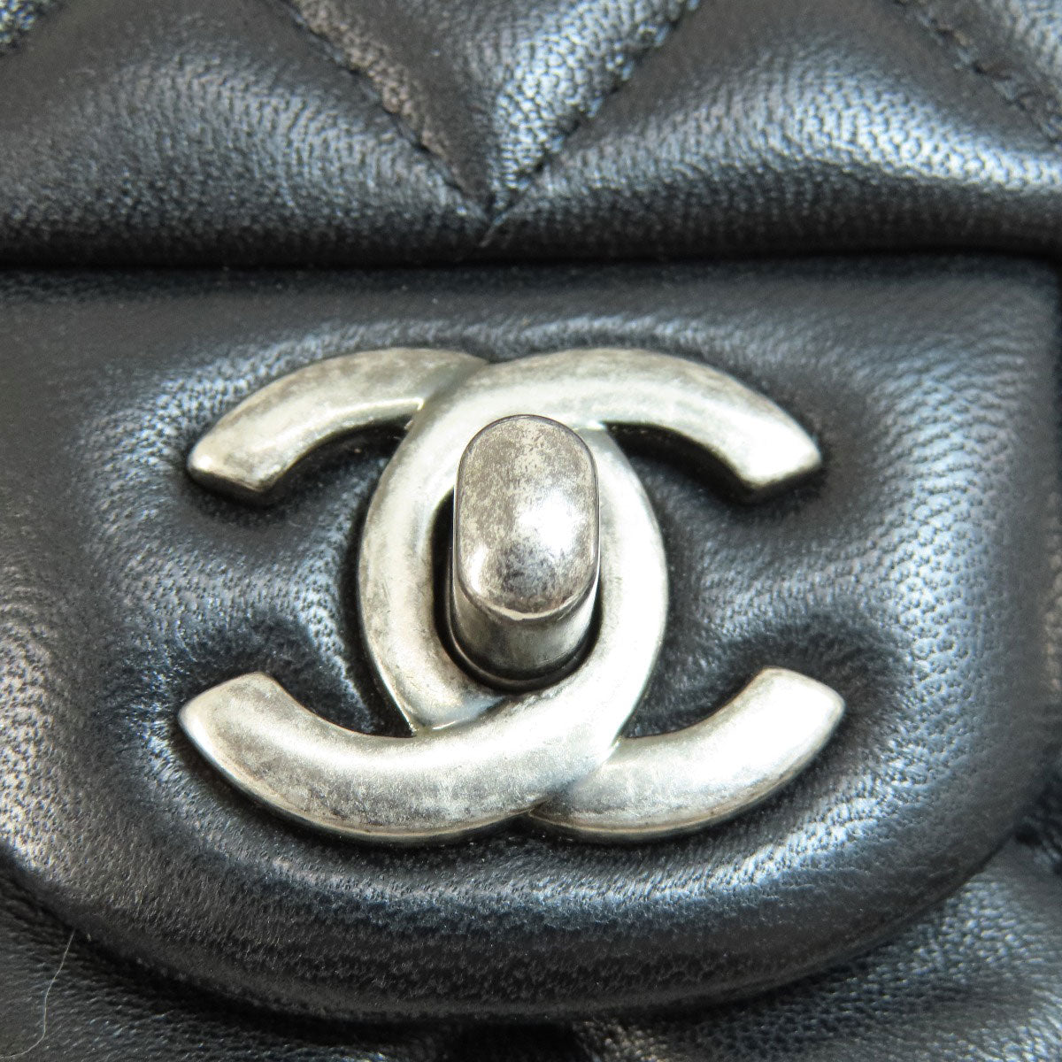 CHANEL   Shoulder Bag ChainShoulder Matelasse SilverHardware Lambskin Ladies