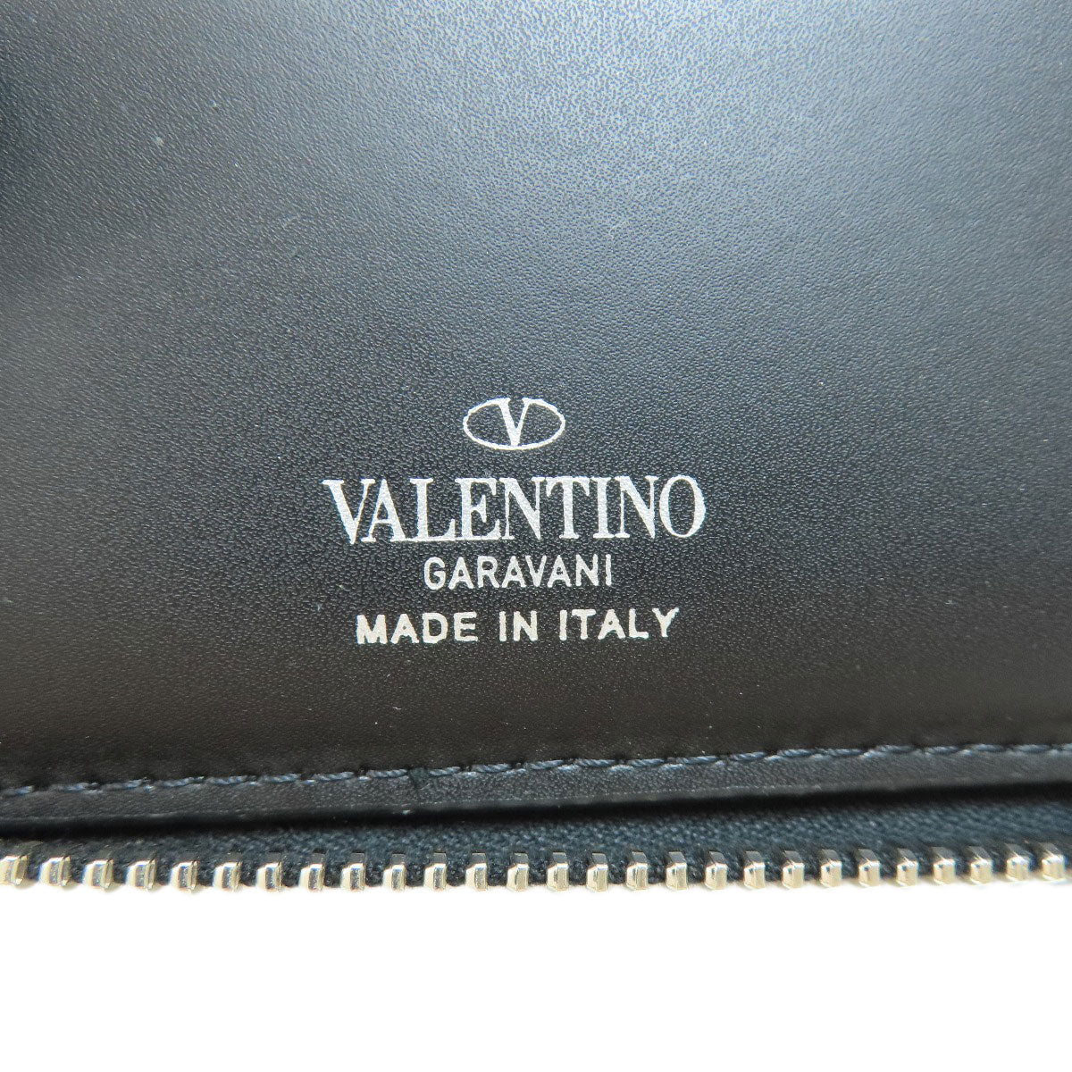 VALENTINO GARAVANI logo Bifold Wallet with Coin Pocket Leather Ladies [Used]