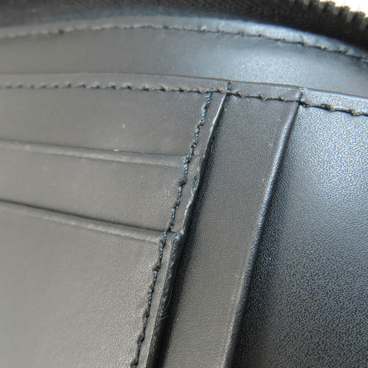 VALENTINO GARAVANI logo Bifold Wallet with Coin Pocket Leather Ladies [Used]