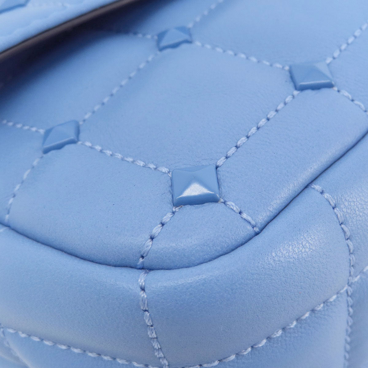 Michael Kors Quilted Studded ChainShoulder Shoulder Bag Leather Ladies [Used]