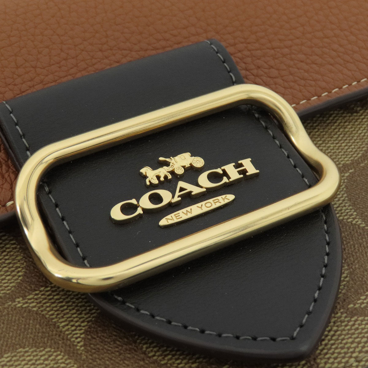 COACH CE560 Morgan Shoulder Bag in Color Block Signature Shoulder Bag PVC LeatherLadies [Used]