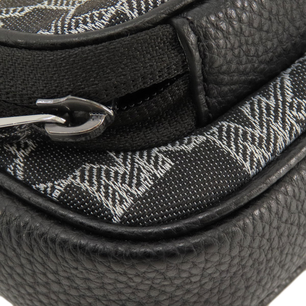 Michael Kors MK signature Shoulder Bag Canvas Ladies [Used]