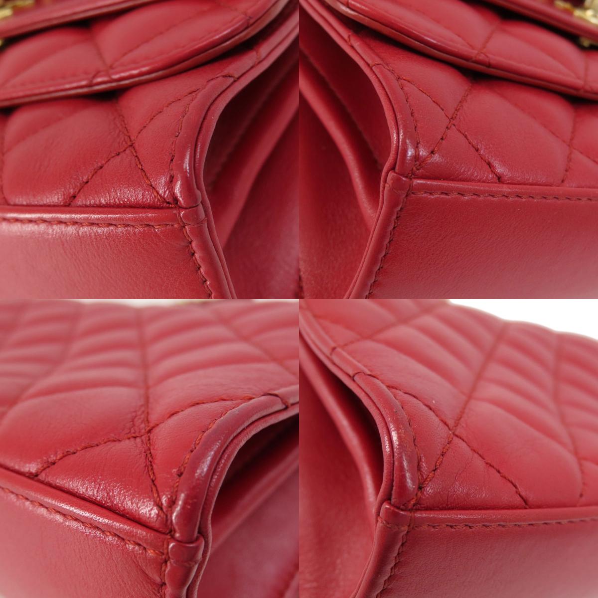 CHANEL ChainShoulder Matelasse SilverHardware Shoulder Bag Lambskin Ladies [Used]