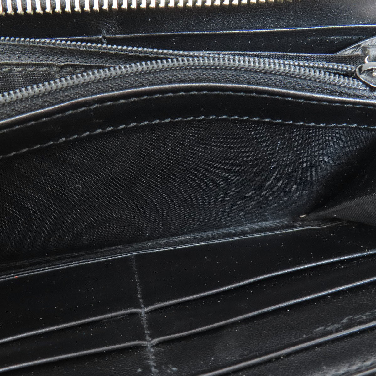 GUCCI 597677 Embryoidery Long wallet (with coin pocket) Leather Ladies [Used]