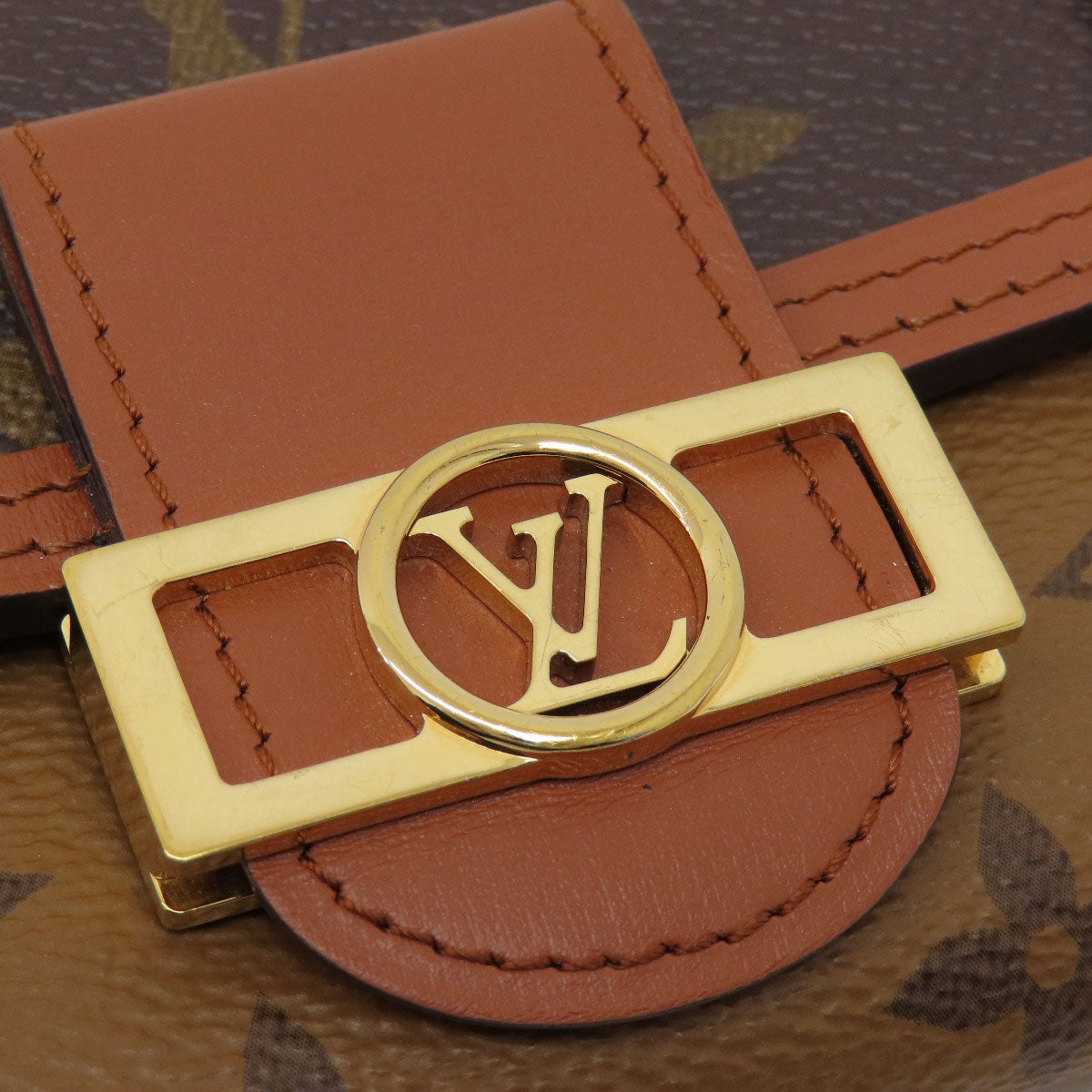 LOUIS VUITTON M68725 Portefeiulle Dauphine Compact Bifold Wallet with Coin Pocket Monogram reverse Ladies [Used]