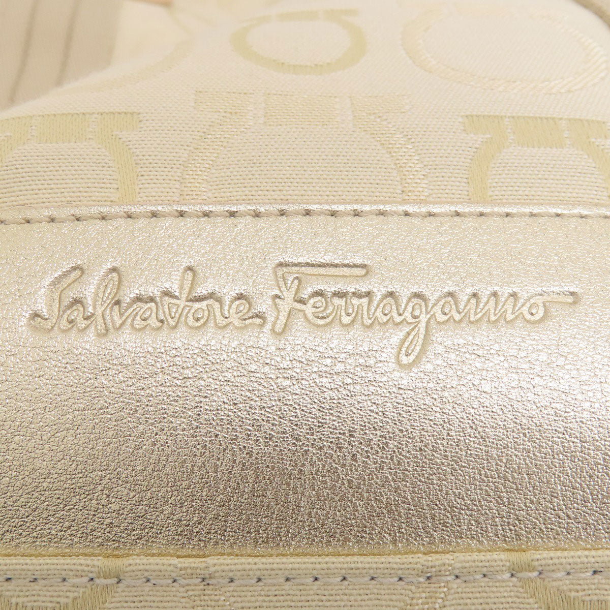 Salvatore Ferragamo   Handbag Gancini motif Canvas Ladies