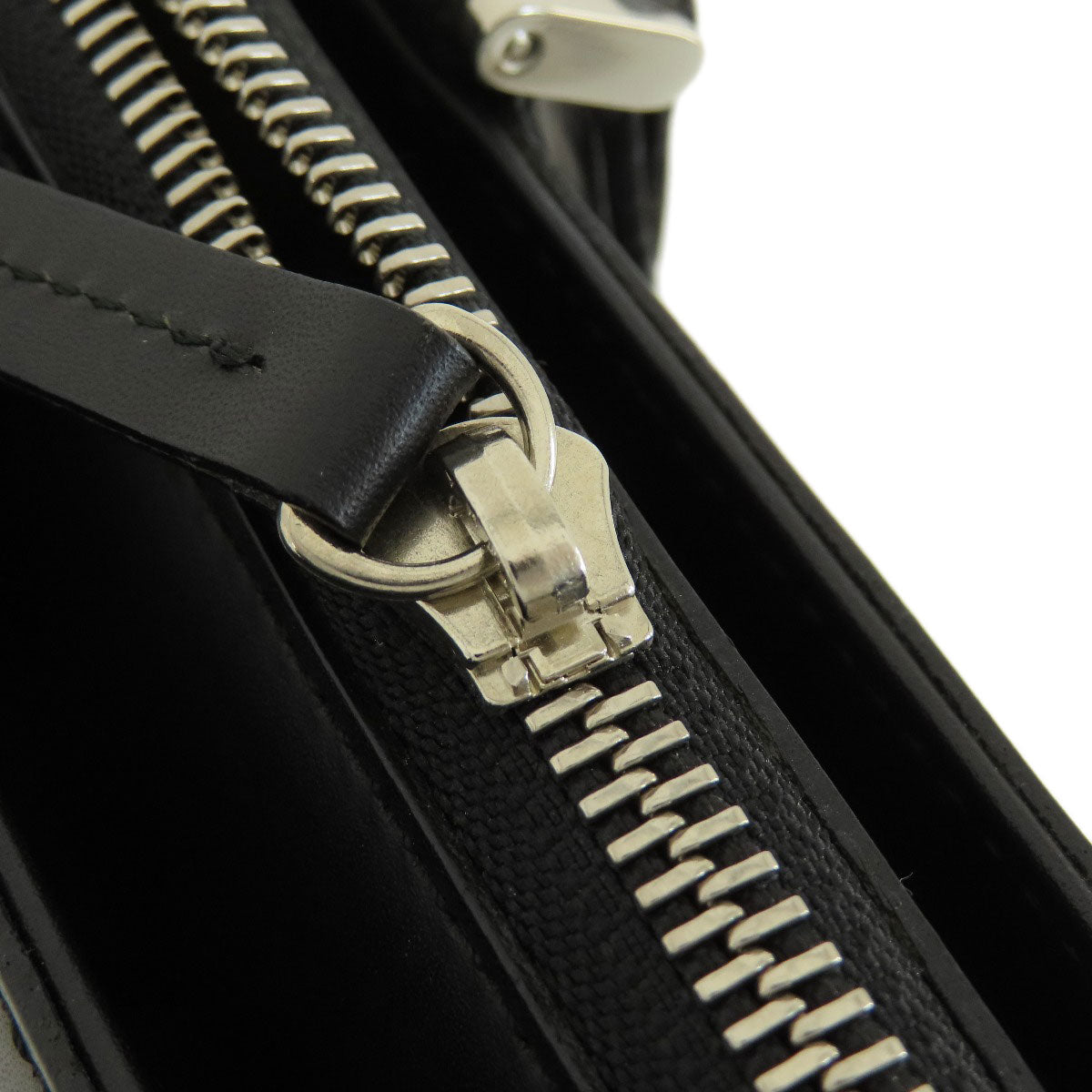 BURBERRY Logo Hardware Handbag Leather Ladies [Used]