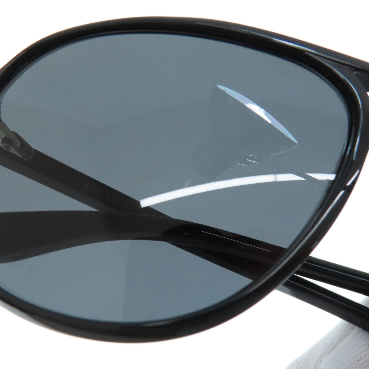 PRADA   sunglasses logo Plastic Ladies