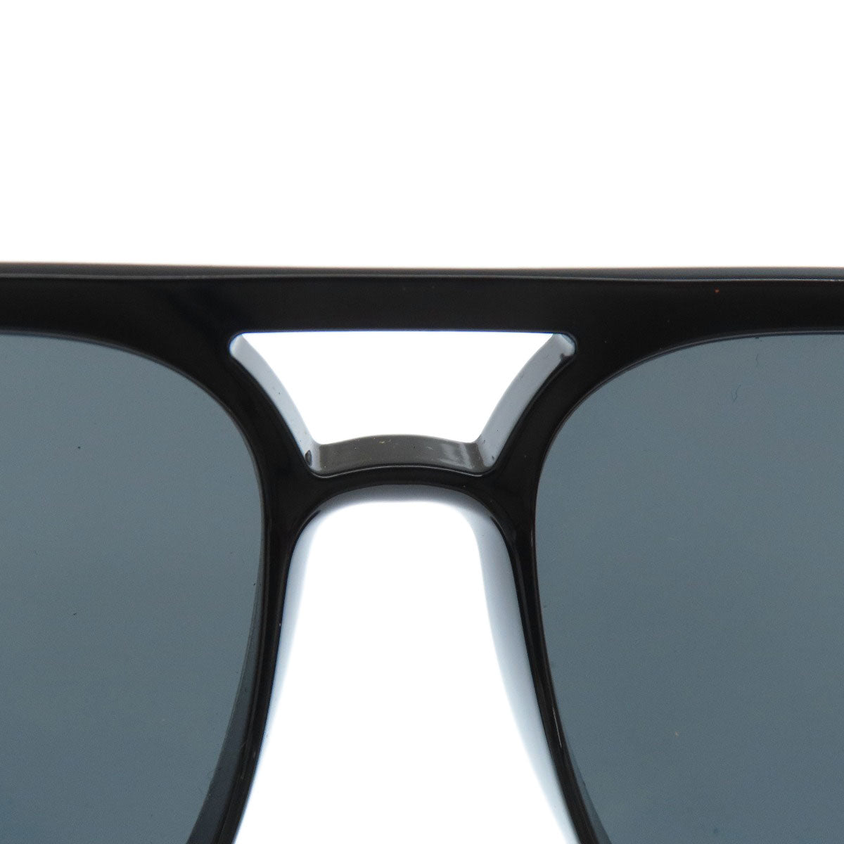 PRADA   sunglasses logo Plastic Ladies