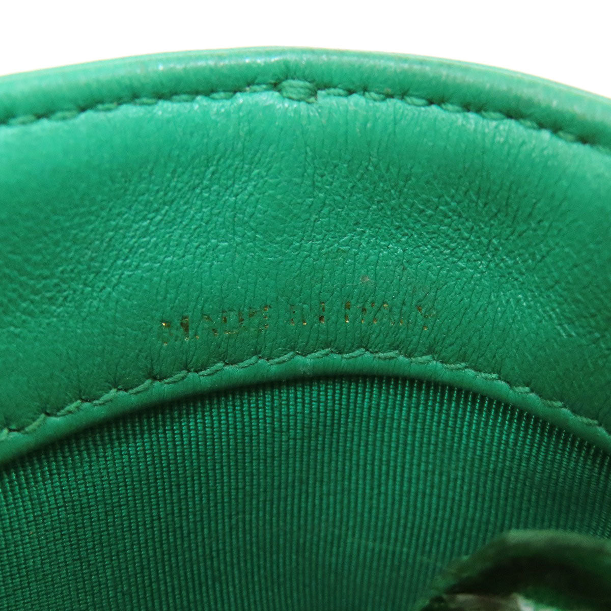 CHANEL Chain Pouch GoldHardware Shoulder Bag Lambskin Ladies [Used]