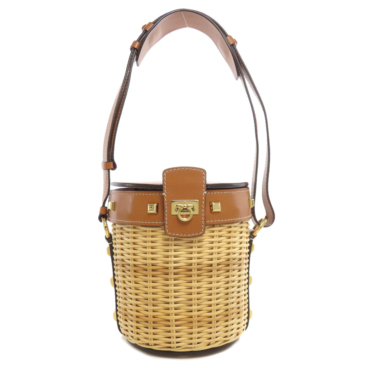 Salvatore Ferragamo Rattan Bag Shoulder Bag Raffia Ladies [Used]