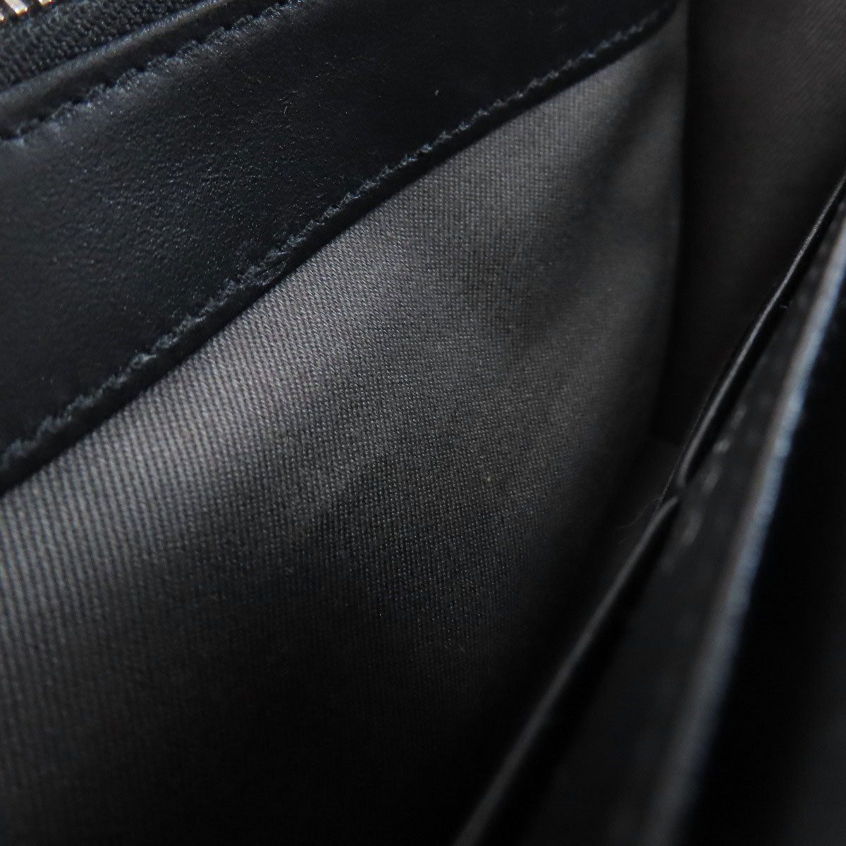 Jimmy Choo studded chain wallet Long wallet (with coin pocket) Leather Ladies [Used]