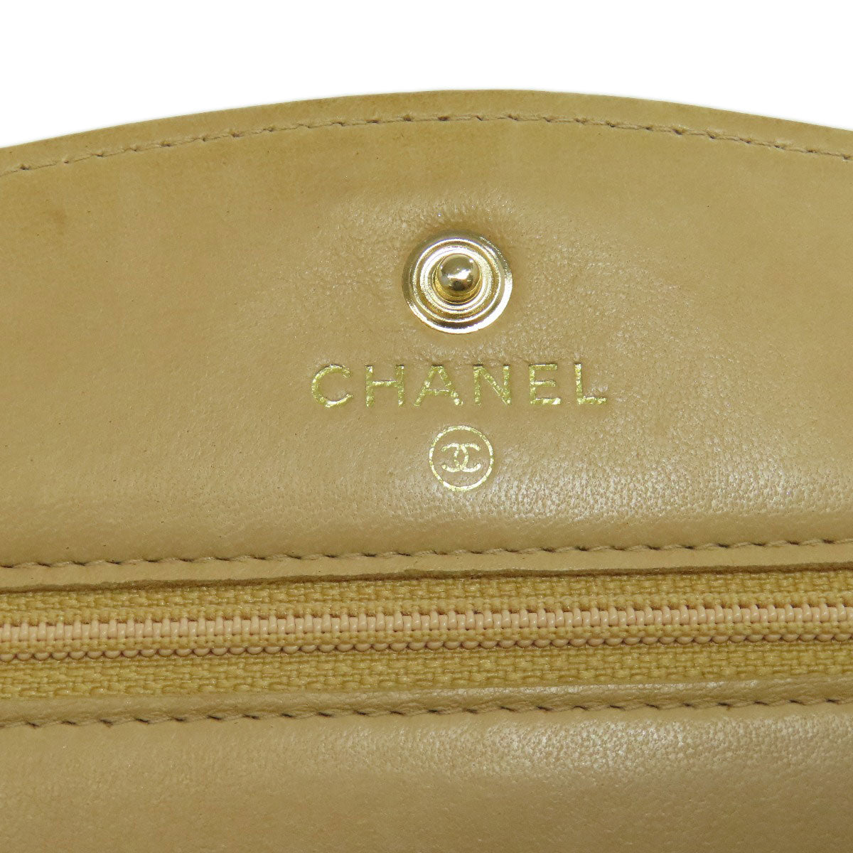 CHANEL   Chain Wallet COCO Mark GoldHardware Long wallet (with coin pocket)  Grained Calfskin Skin Ladies [Used]
