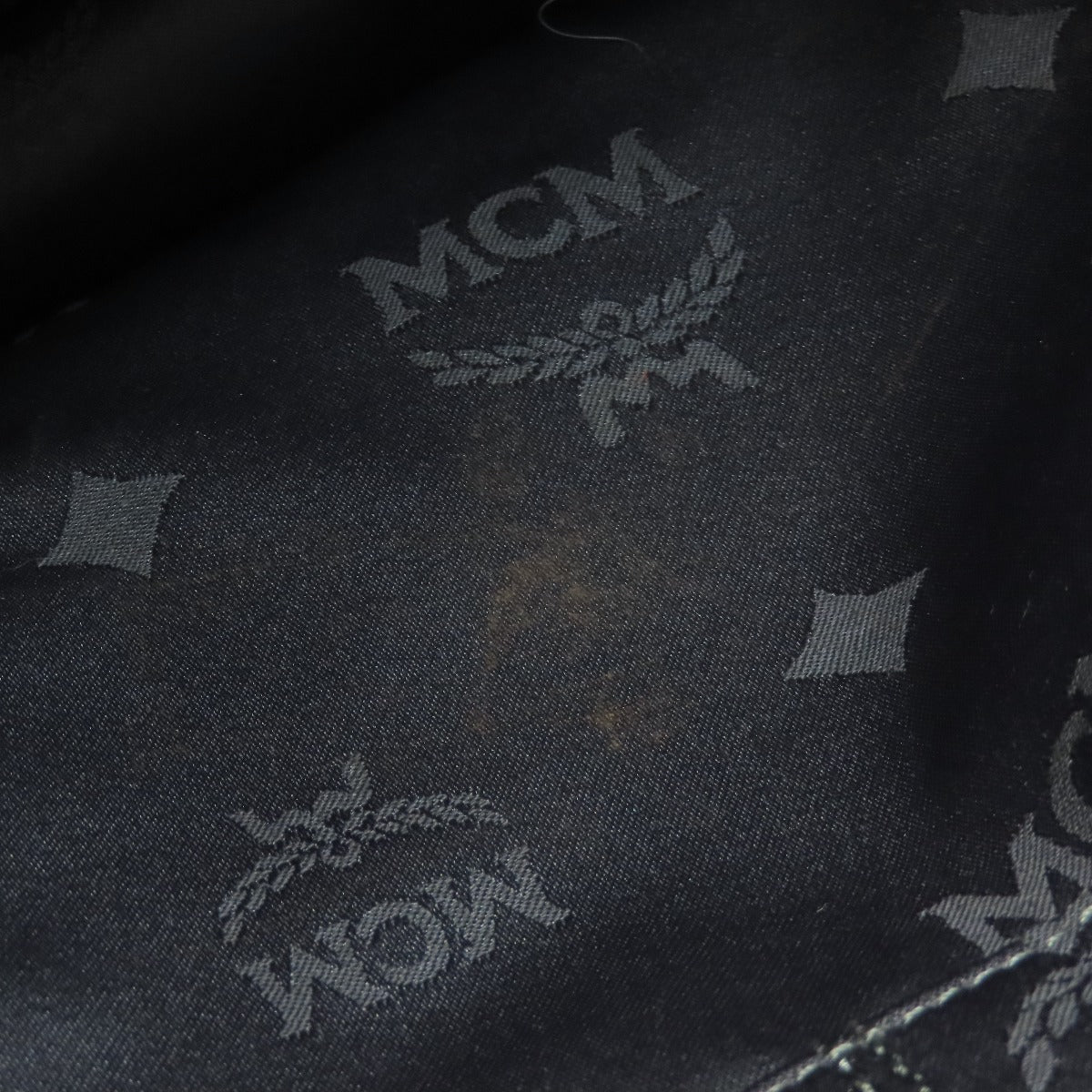 MCM   Backpack Â· Daypack Logo studs Leather Ladies
