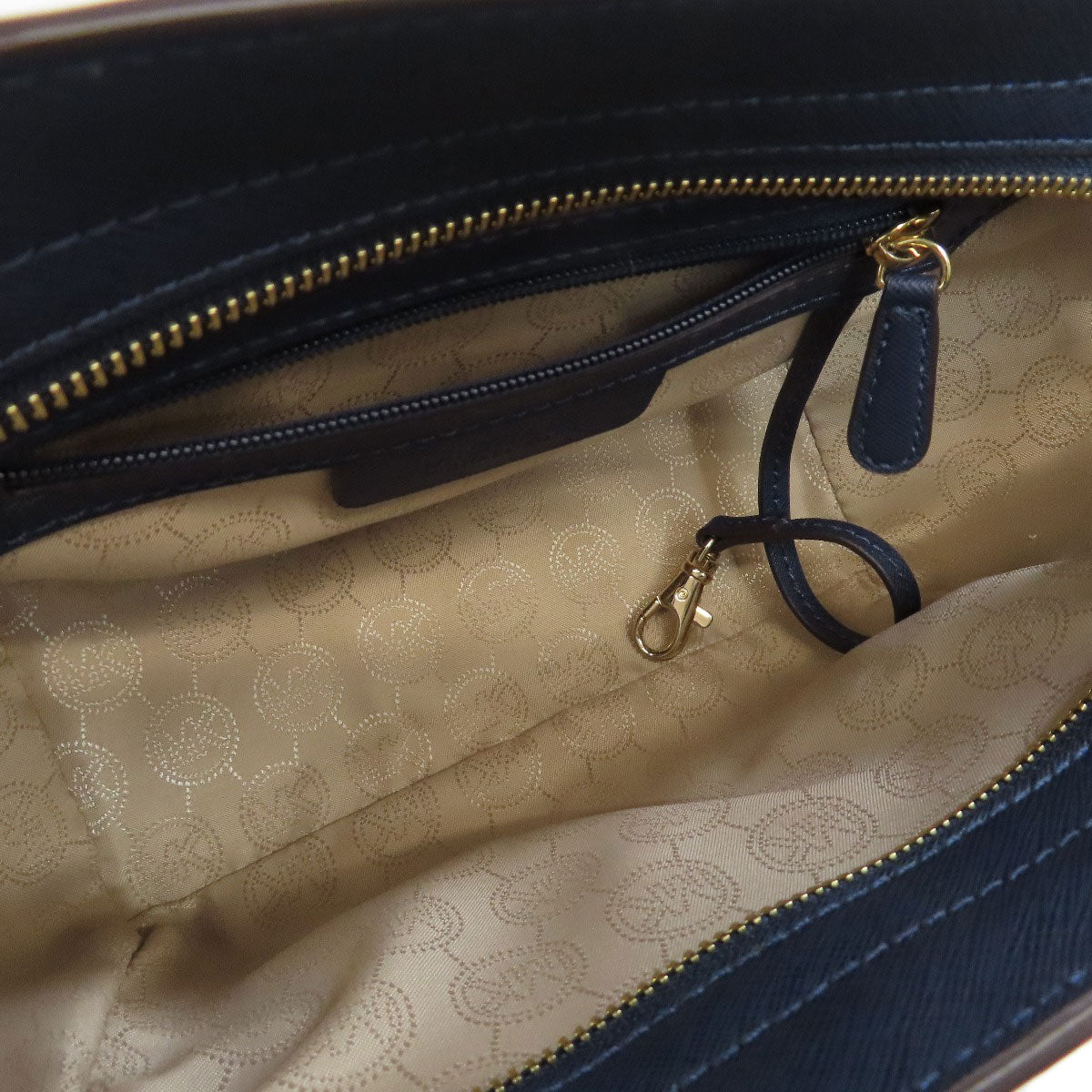 Michael Kors Studs Shoulder Bag PVC Ladies [Used]