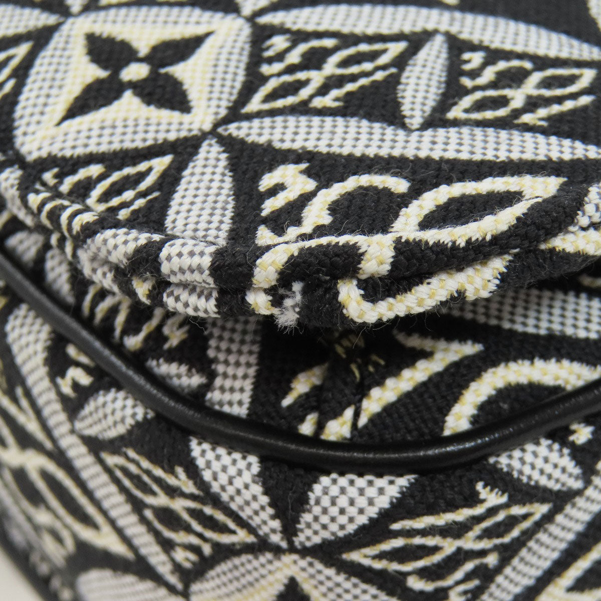 LOUIS VUITTON M57272 Pochette Metis MM SINCE1854 Handbag Monogram jacquard Ladies [Used]