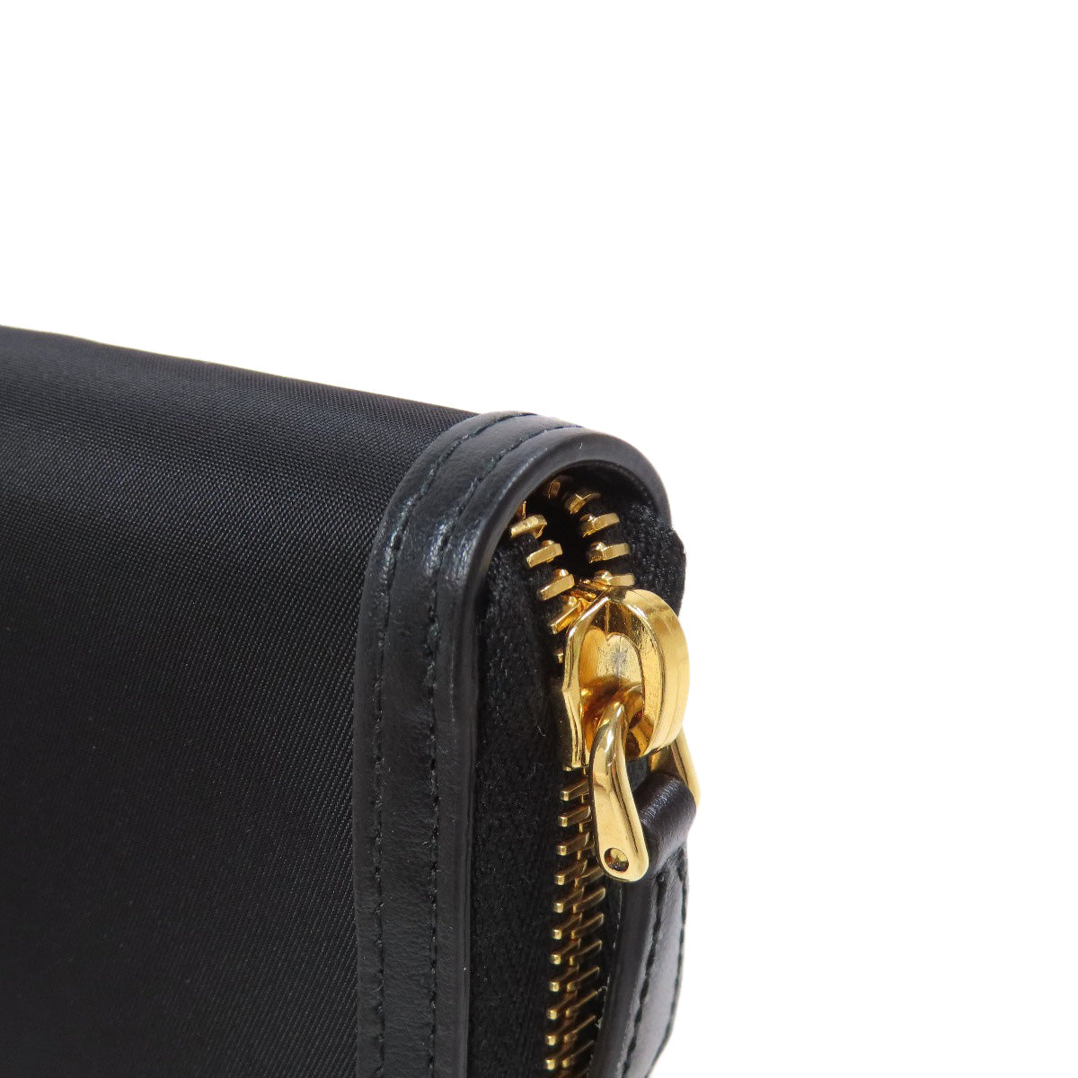 PRADA Logo Hardware Long wallet (with coin pocket) Nylon Ladies [Used]