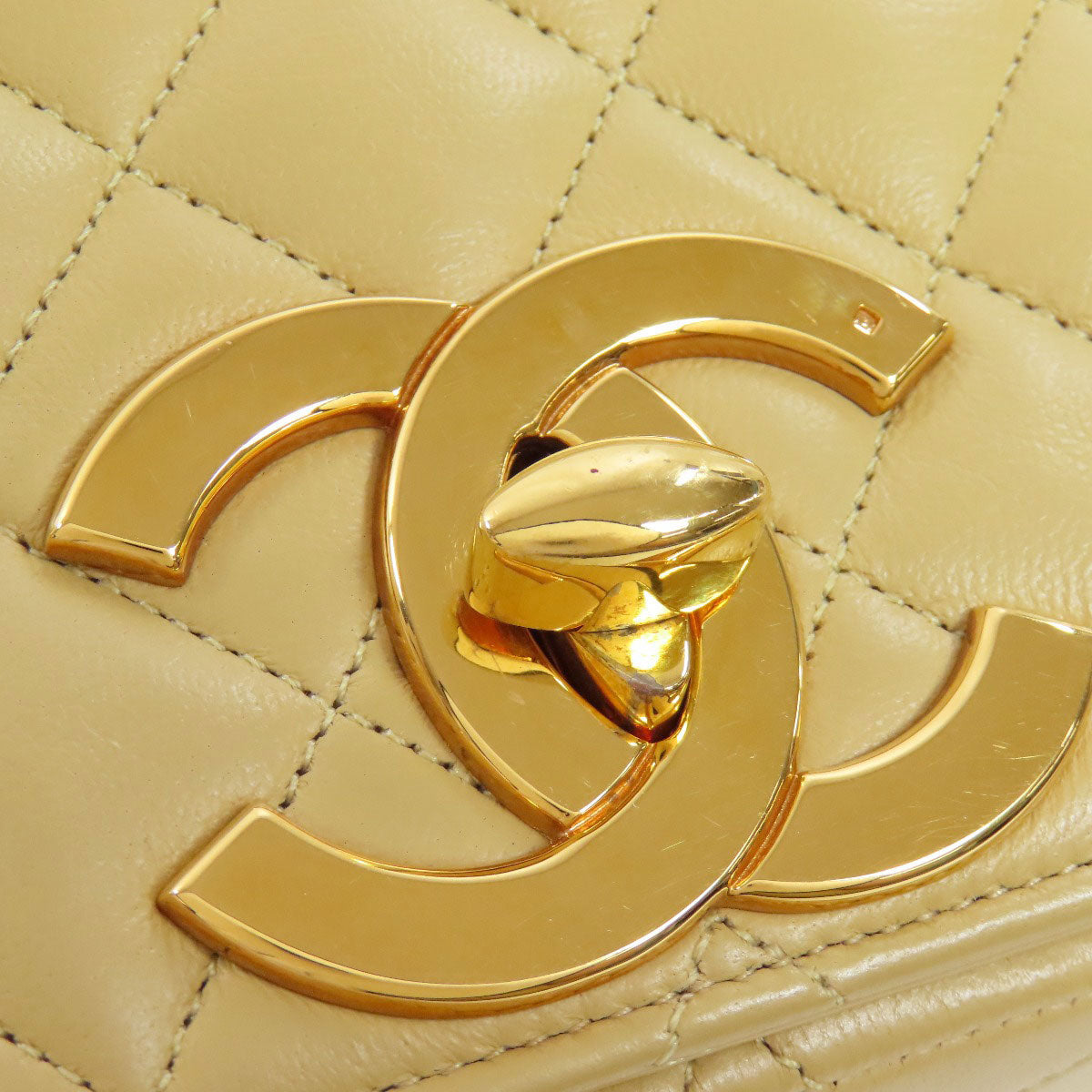 CHANEL   Shoulder Bag ChainShoulder Matelasse GoldHardware Lambskin Ladies