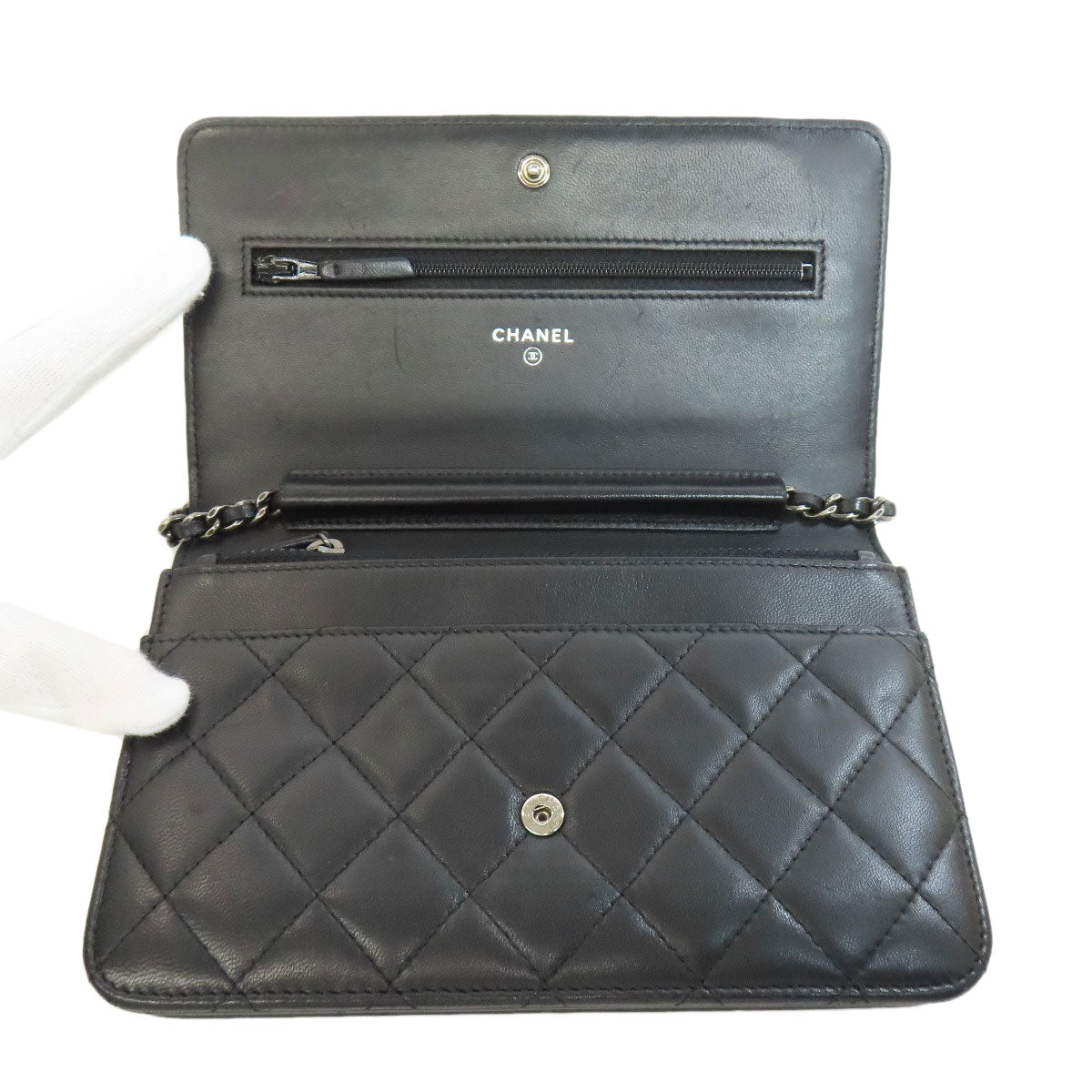 CHANEL Chain Wallet Boy Chanel SilverHardware Long wallet (with coin pocket) Lambskin Ladies [Used]