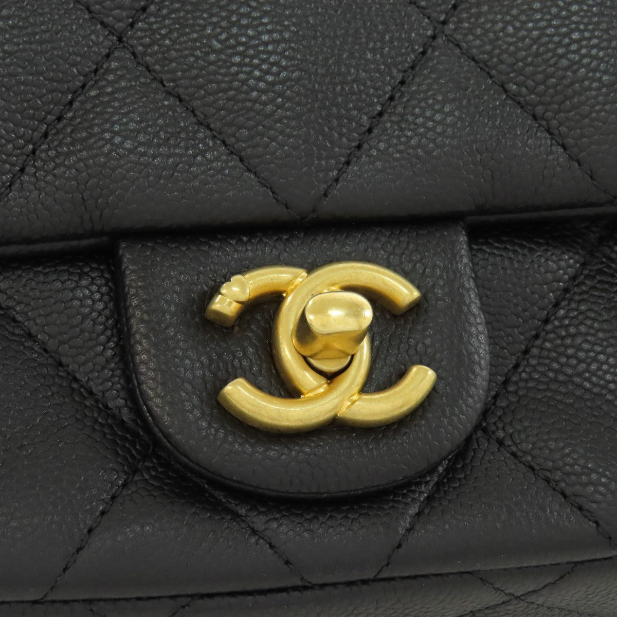 CHANEL ChainShoulder COCO Mark GoldHardware Shoulder Bag Grained Calfskin Skin Ladies [Used]
