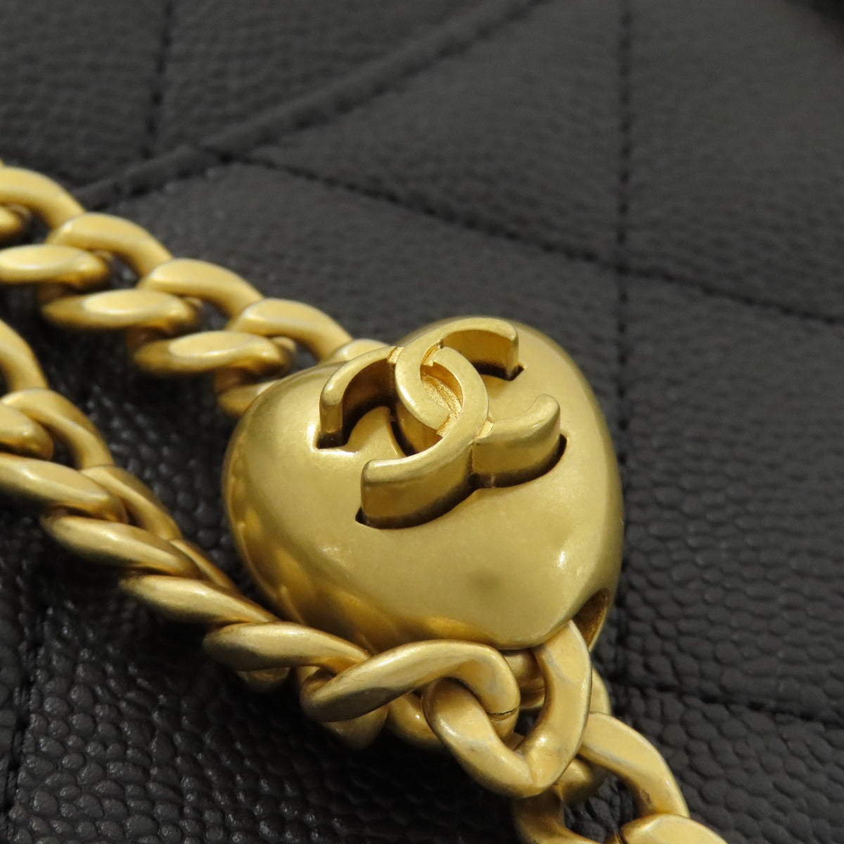 CHANEL ChainShoulder COCO Mark GoldHardware Shoulder Bag Grained Calfskin Skin Ladies [Used]