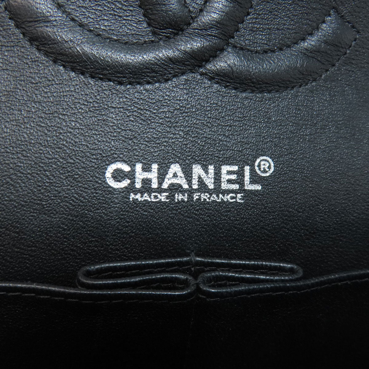 CHANEL ChainShoulder Matelasse SilverHardware Shoulder Bag Grained Calfskin Skin Ladies [Used]