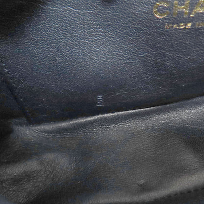 CHANEL ChainShoulder Checkpattern GoldHardware Shoulder Bag Leather Ladies [Used]