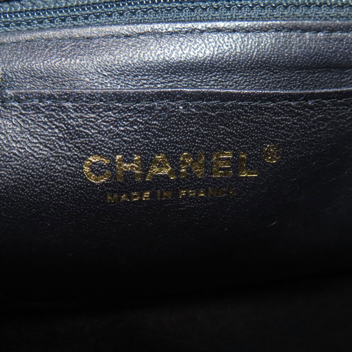 CHANEL ChainShoulder Checkpattern GoldHardware Shoulder Bag Leather Ladies [Used]