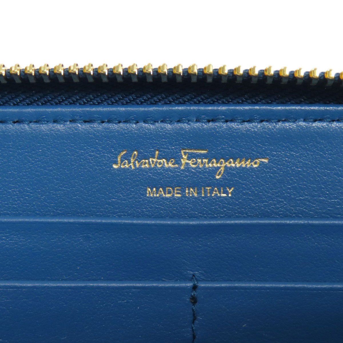 Salvatore Ferragamo Studs Long wallet (with coin pocket) Leather Ladies [Used]