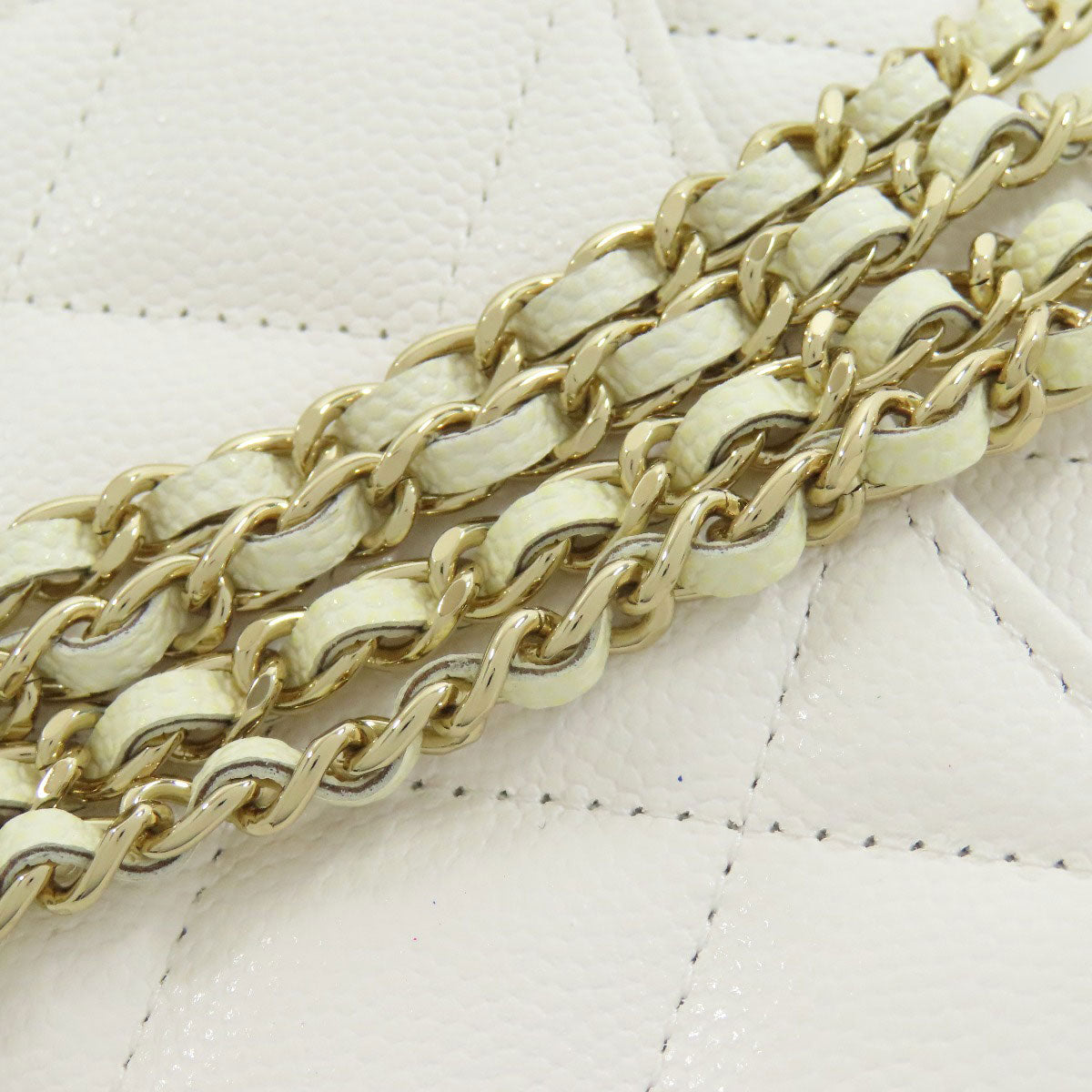 CHANEL   Chain wallet GoldHardware Bifold Wallet with Coin Pocket  Grained Calfskin Skin Ladies [Used]