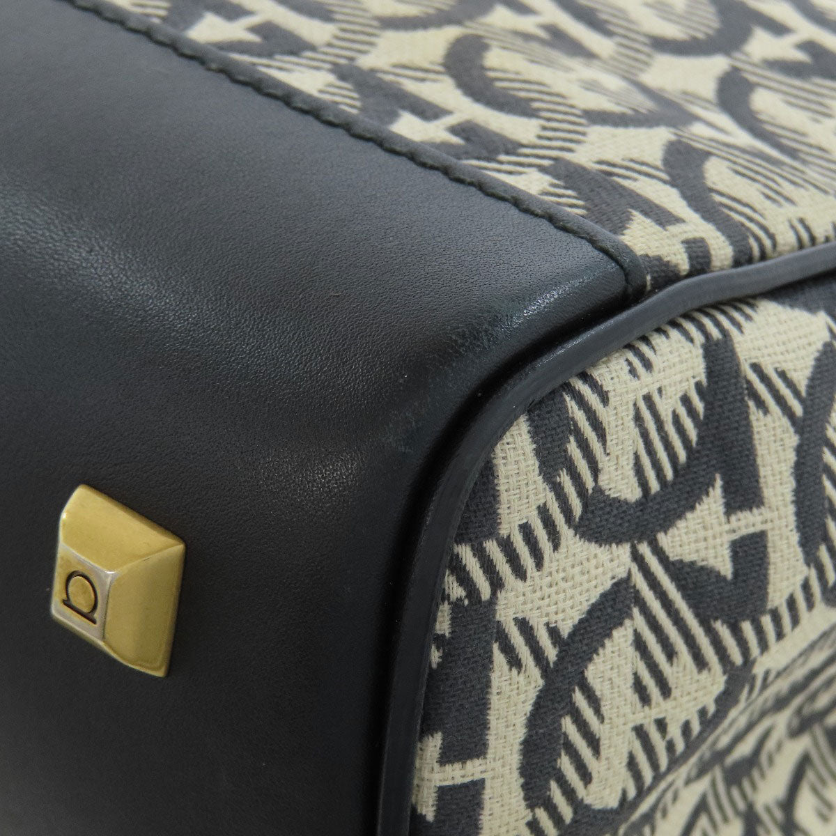 Salvatore Ferragamo Gancini motif Handbag Canvas LeatherLadies [Used]