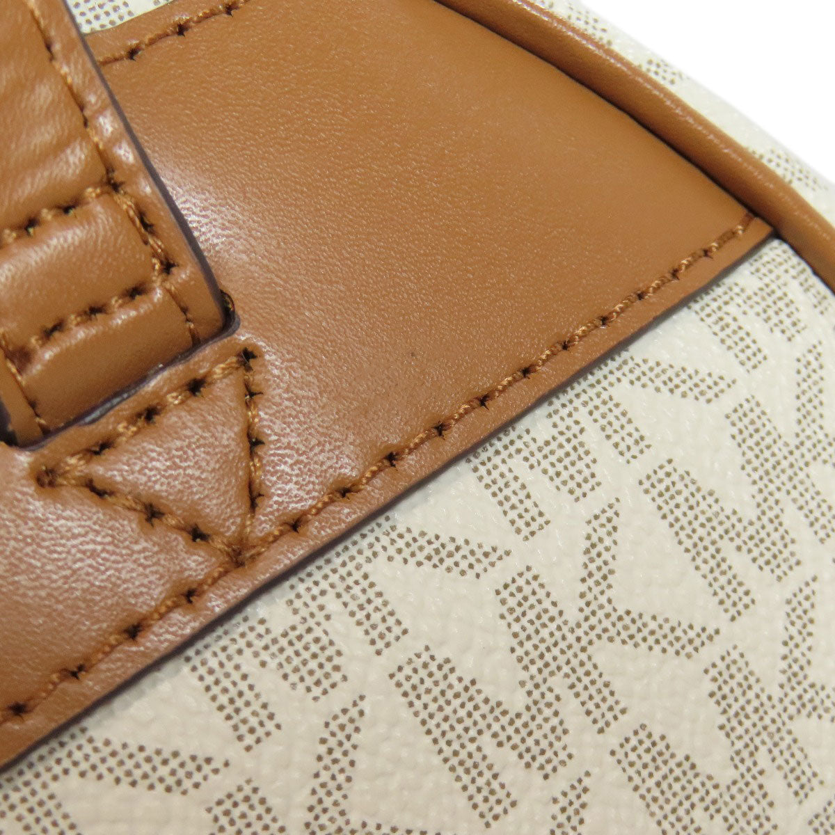 Michael Kors Rear MK Signature Backpack Â· Daypack PVC Ladies [Used]