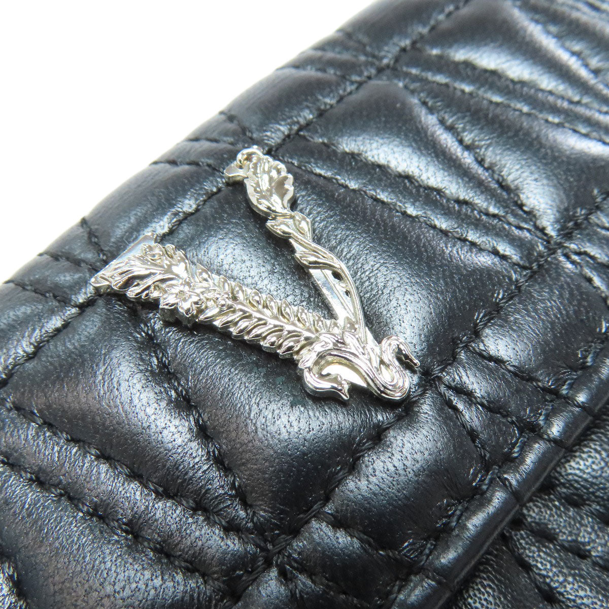VERSACE With Chain Card Case Leather Ladies [Used]