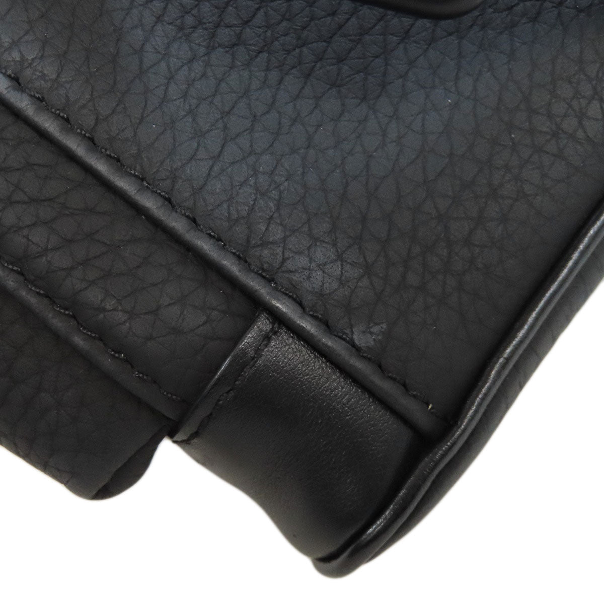 LOUIS VUITTON M58495 Christopher XS body bag Taurillon Clemence Ladies [Used]