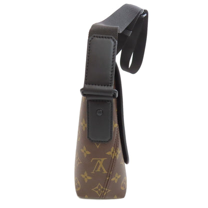 LOUIS VUITTON M45557 Magnetic messenger Shoulder Bag Monogram Macassar Ladies [Used]