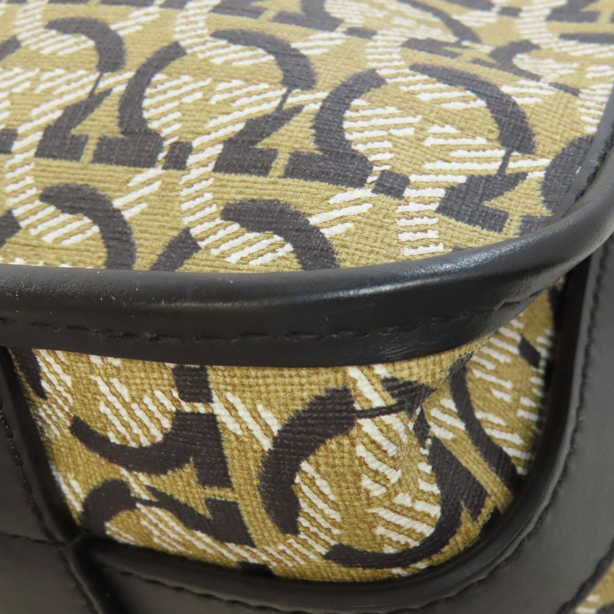 Salvatore Ferragamo Gancinipattern Shoulder Bag PVC Ladies [Used]